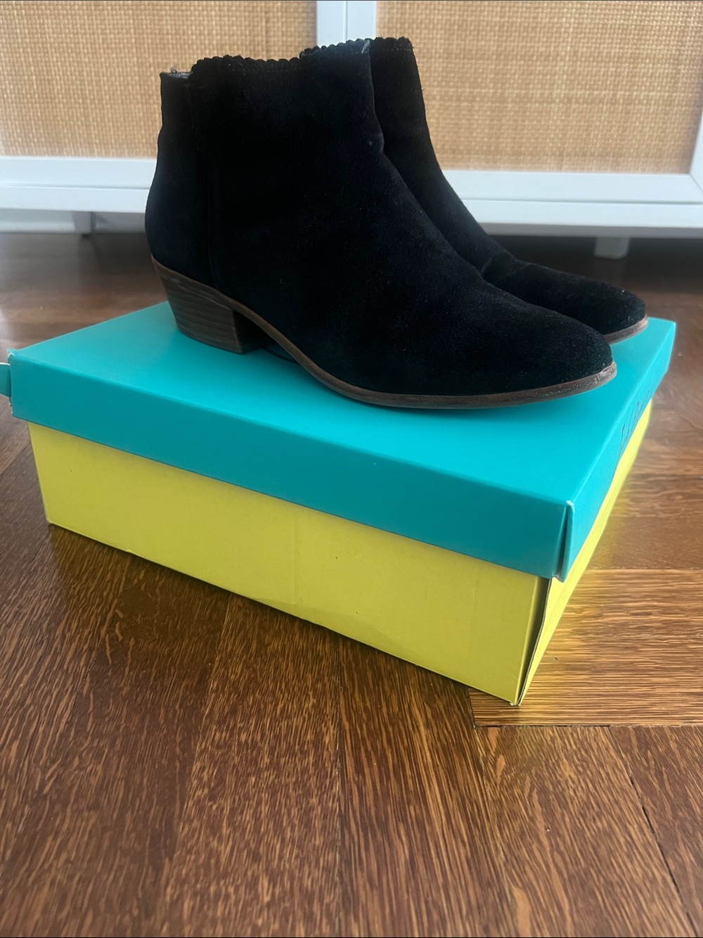Jack Rogers Black Suede Bailee Scallop Suede Ankle Boot Size 10